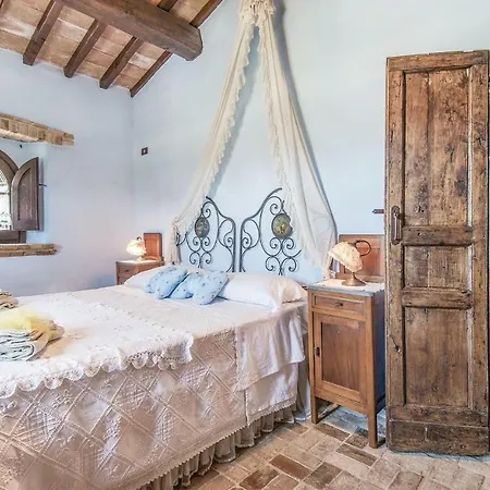 Holiday Torre Delle Rose Tatil Evi *